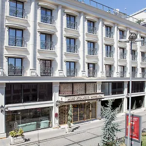 Miss 4*, Κωνσταντινούπολη Τουρκία